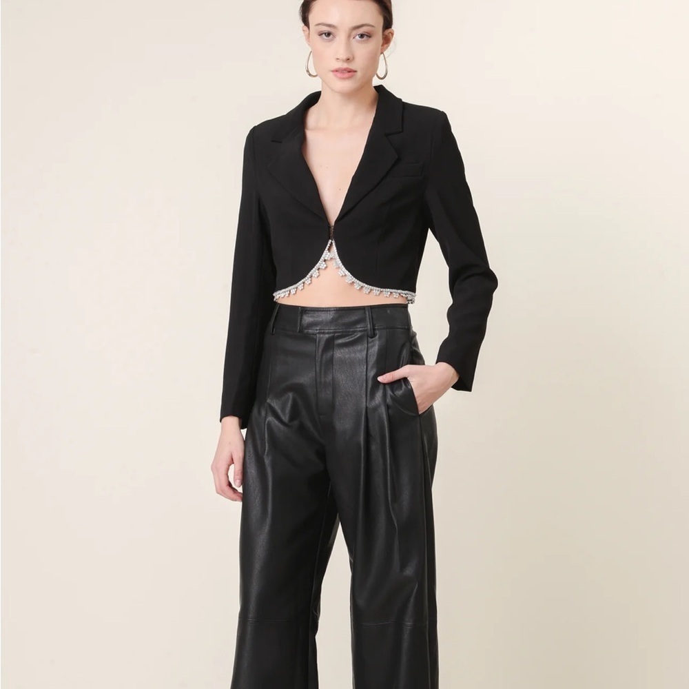 NWT Line and Dot VAUGHN CROPPED BLAZER
